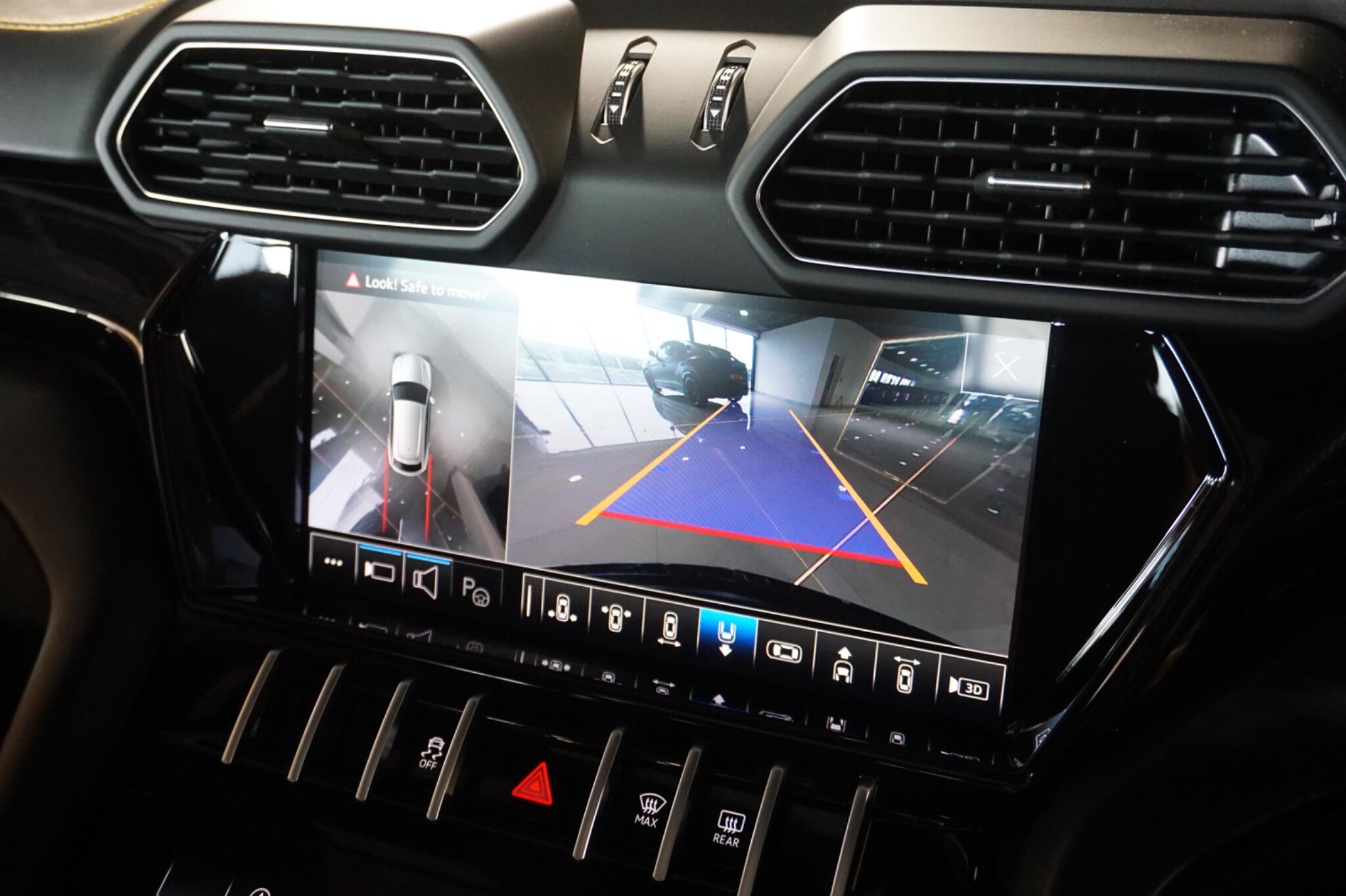 Lamborghini Urus 4.0 V8 BiTurbo SUV 5dr Petrol Auto 4WD Euro 6 (650 ps)